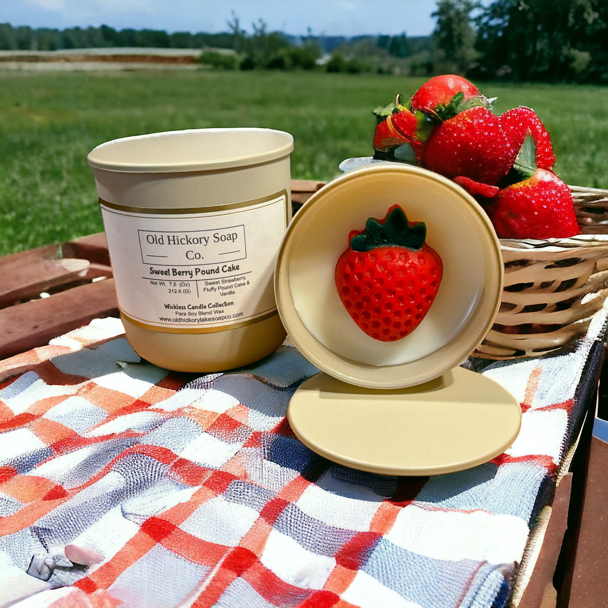 Sweet Berry Pound Cake